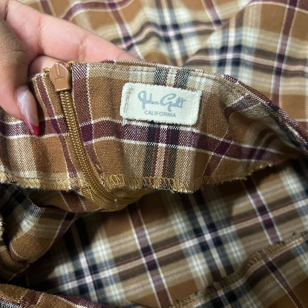 Brandy Melville cute mini skirt - Picture 3 of 4